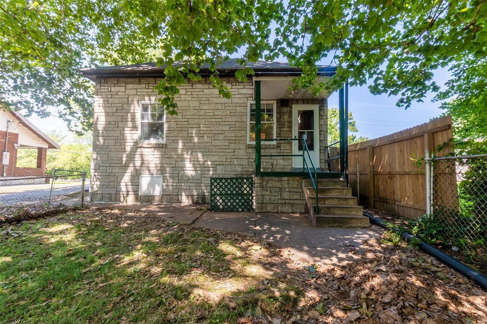 1908 Lucas And Hunt Road St. Louis, MO 63121 - Photo 8 of 41 Gallery Image 8