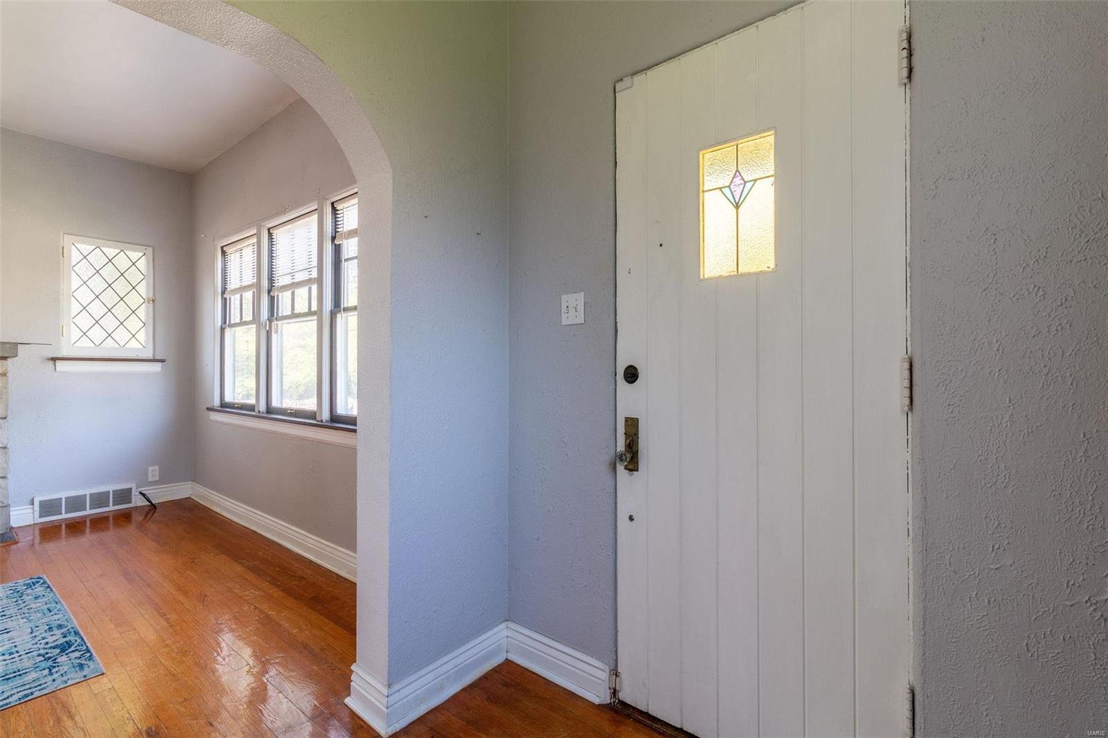 1908 Lucas And Hunt Road St. Louis, MO 63121 - Photo 10 of 41 Gallery Image 10