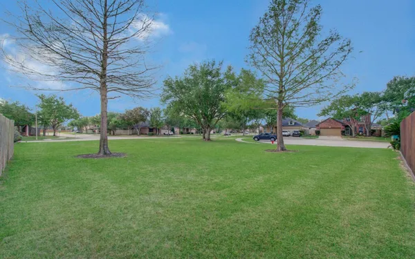 $349,900 | 509 Redbridge Lane, League City, TX 77573