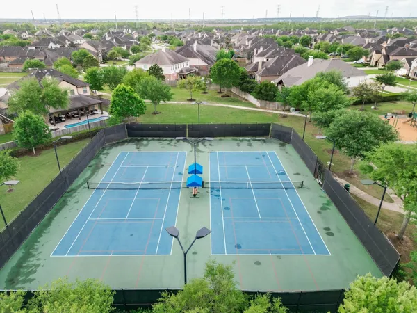 $349,900 | 509 Redbridge Lane, League City, TX 77573