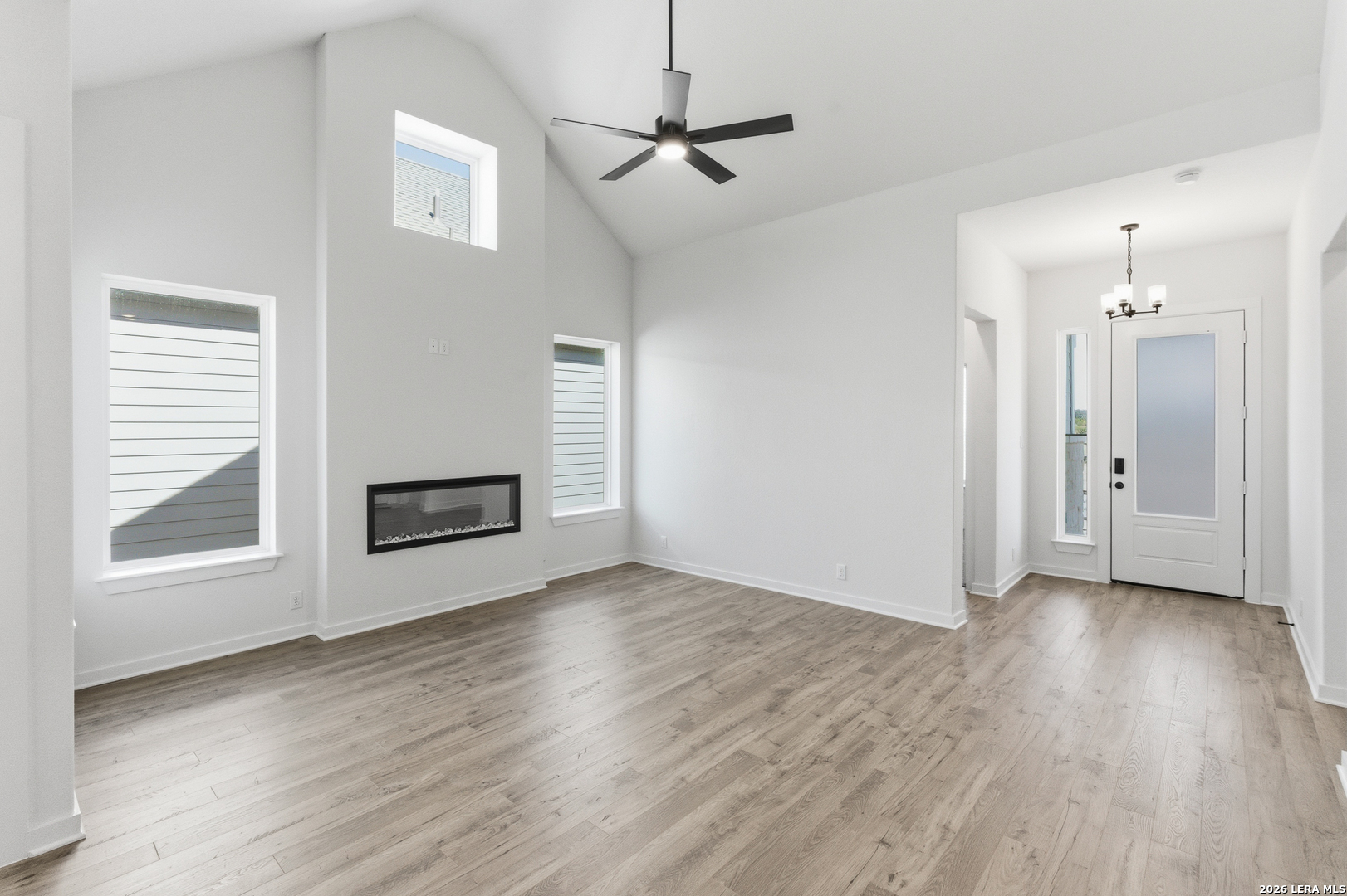 9427 Hidden Stone Schertz, TX 78154 - Photo 11 of 36