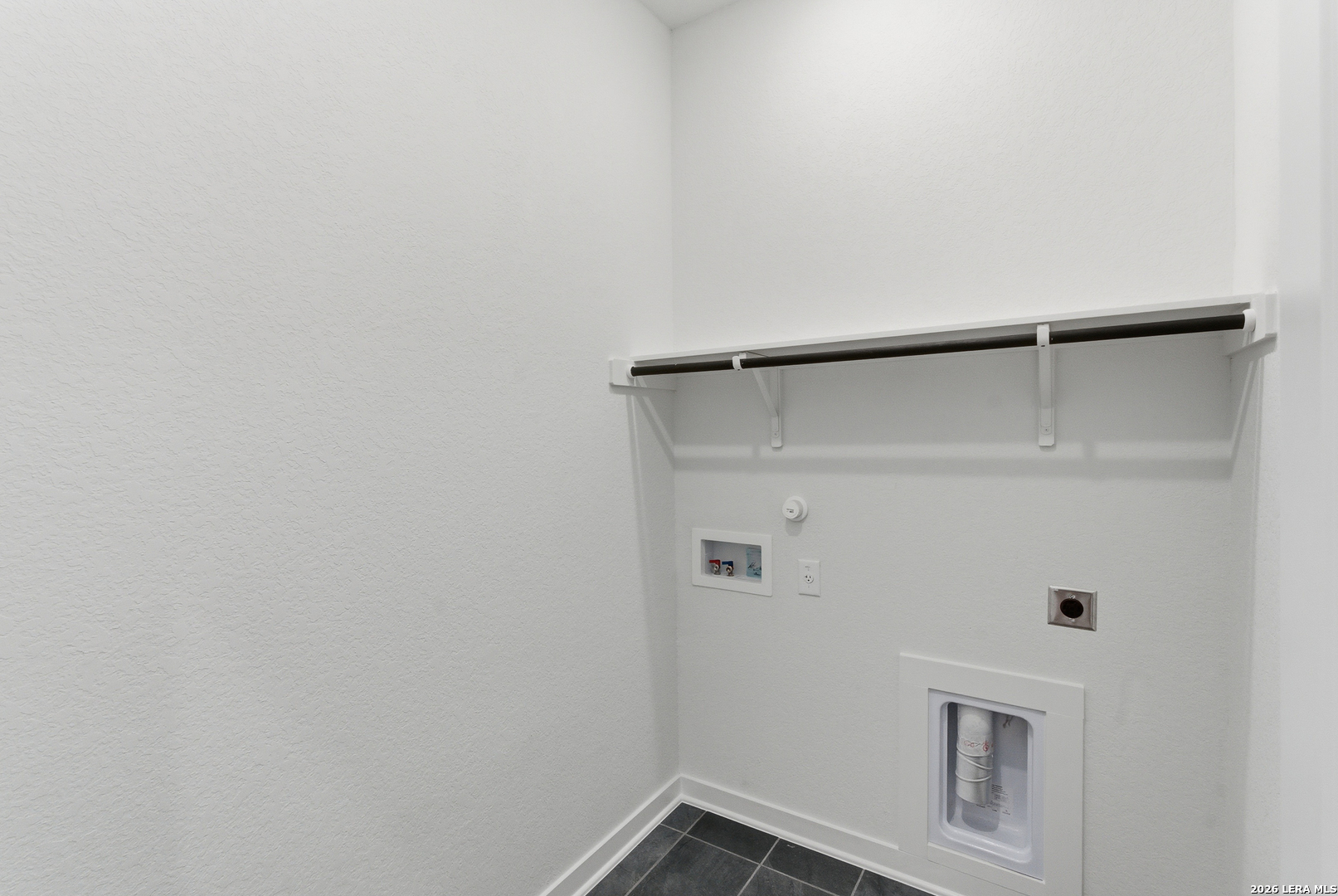 9427 Hidden Stone Schertz, TX 78154 - Photo 21 of 36