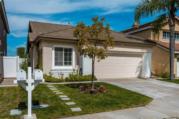$1,250,000 | 927 South Firefly Drive, Anaheim Hills, CA 92808