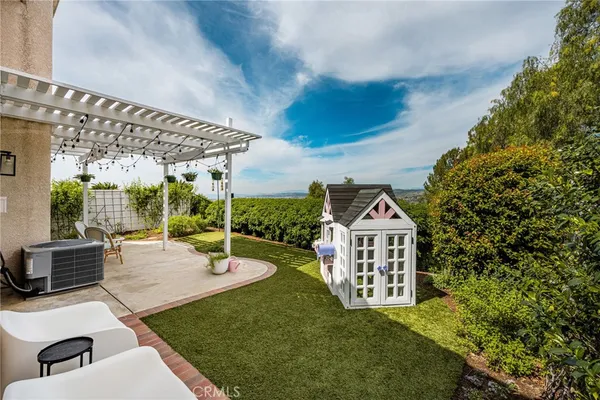 $1,250,000 | 927 South Firefly Drive, Anaheim Hills, CA 92808