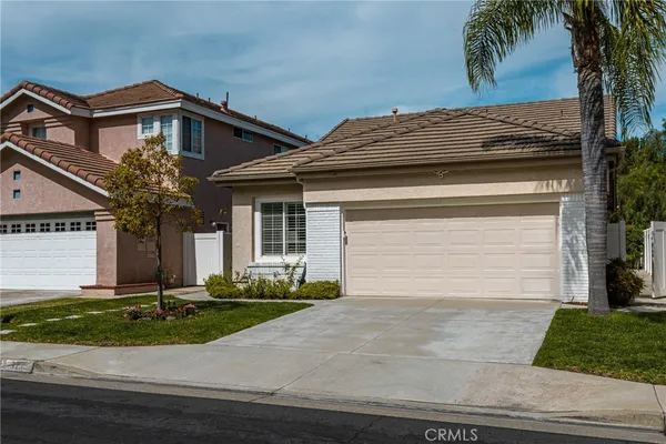$1,225,000 | 927 South Firefly Drive, Anaheim Hills, CA 92808