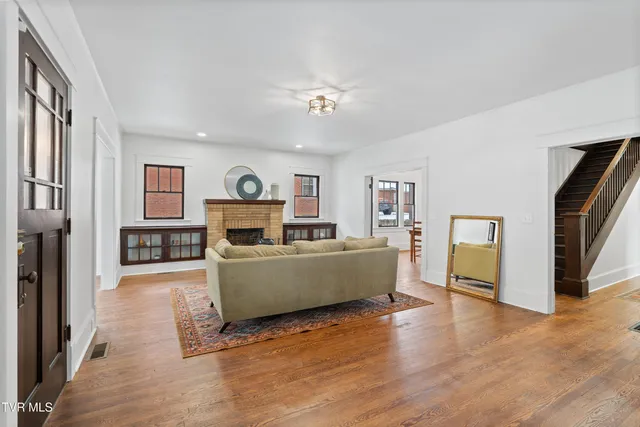 $485,000 | 416 West Main Street, Greeneville, TN 37743