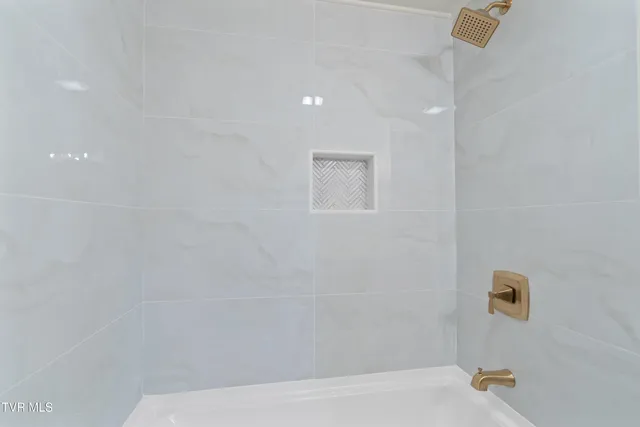 $485,000 | 416 West Main Street, Greeneville, TN 37743