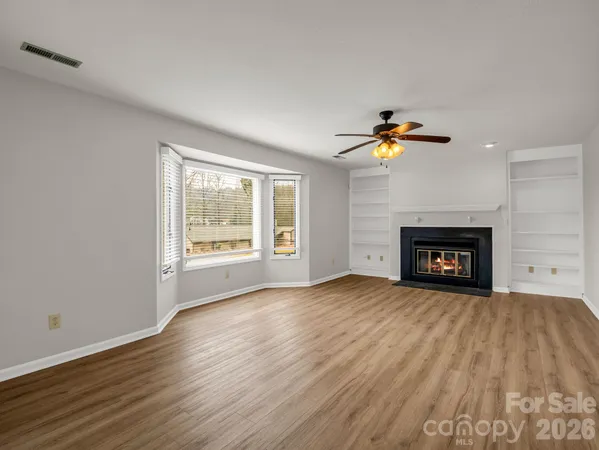 $384,900 | 303 Golfside Drive, Flat Rock, NC 28731