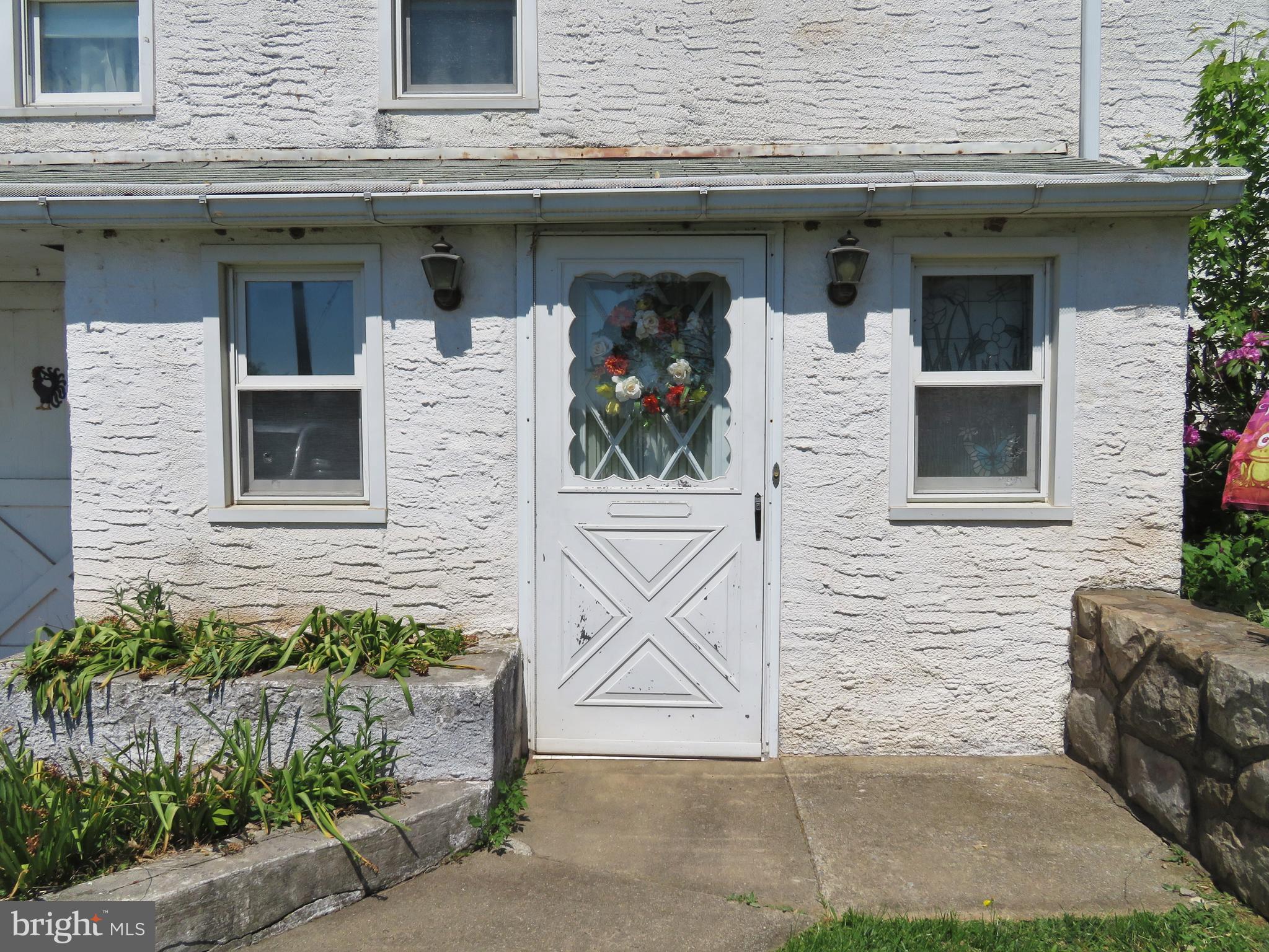 144 Township Line Road Gilbertsville, PA 19525 - Photo 3 of 45