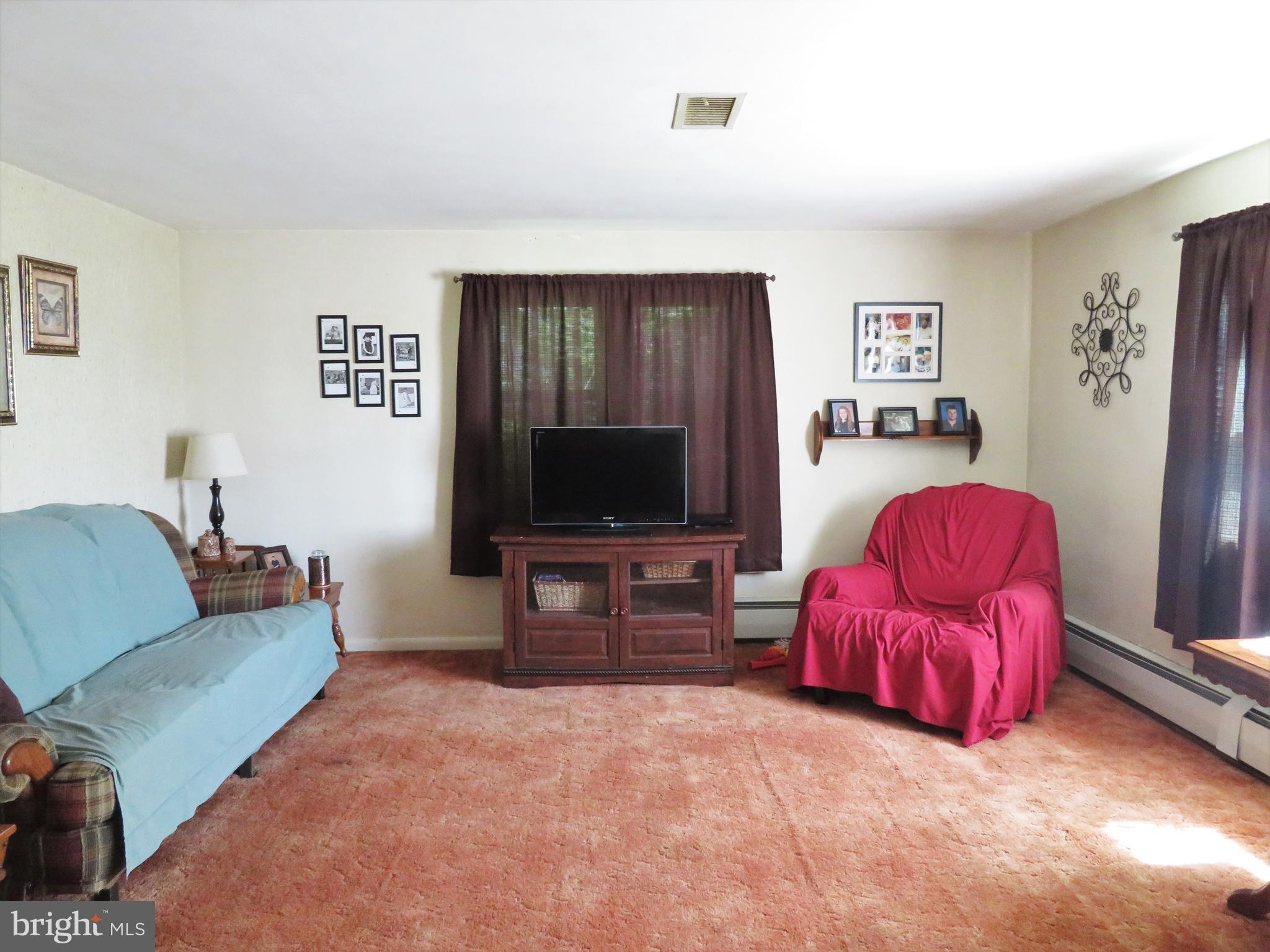 144 Township Line Road Gilbertsville, PA 19525 - Photo 4 of 45