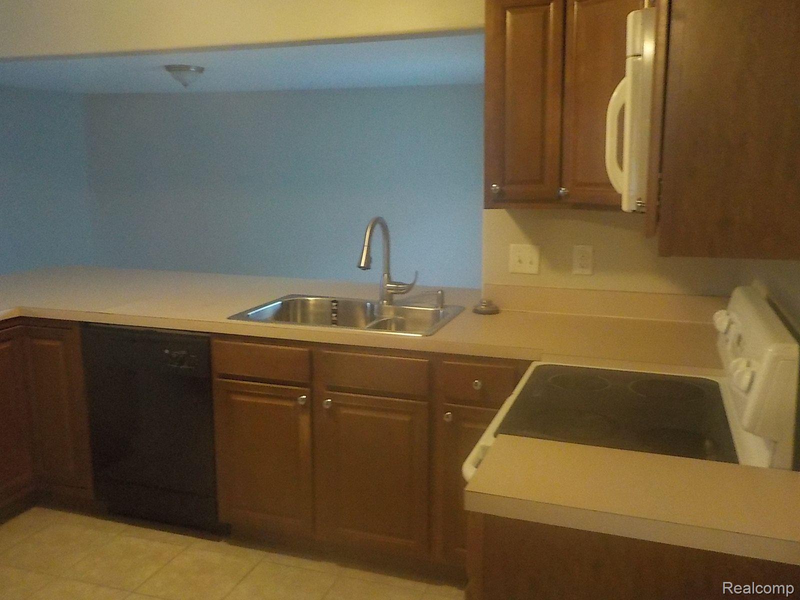 8400 Ridge Road Goodrich, MI 48438 - Photo 9 of 24 Gallery Image 9