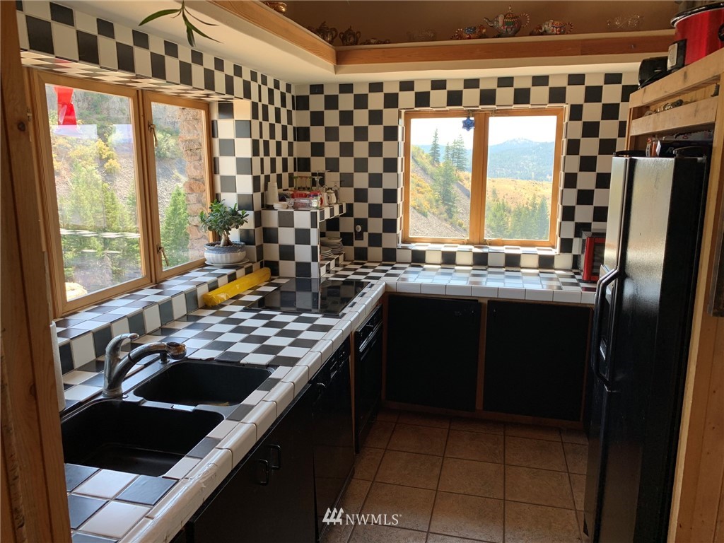 34 North Lemanasky Road Tonasket, WA 98855 - Photo 10 of 24 Gallery Image 10
