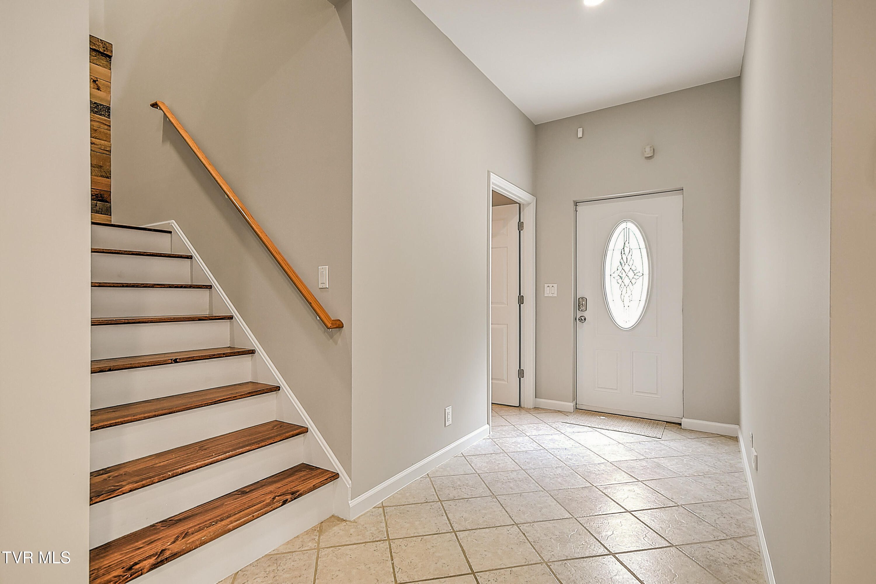 4125 Pine Orchard Road Butler, TN 37640 - Photo 36 of 86 4125 Pine Orchard LC-8