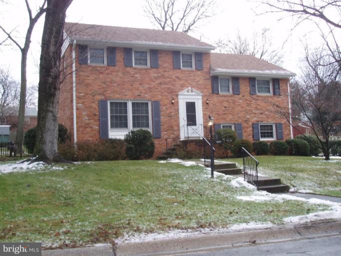 9905 Holmhurst Road Bethesda, MD 20817 - Photo 1 of 7 VIEW FROM STREET