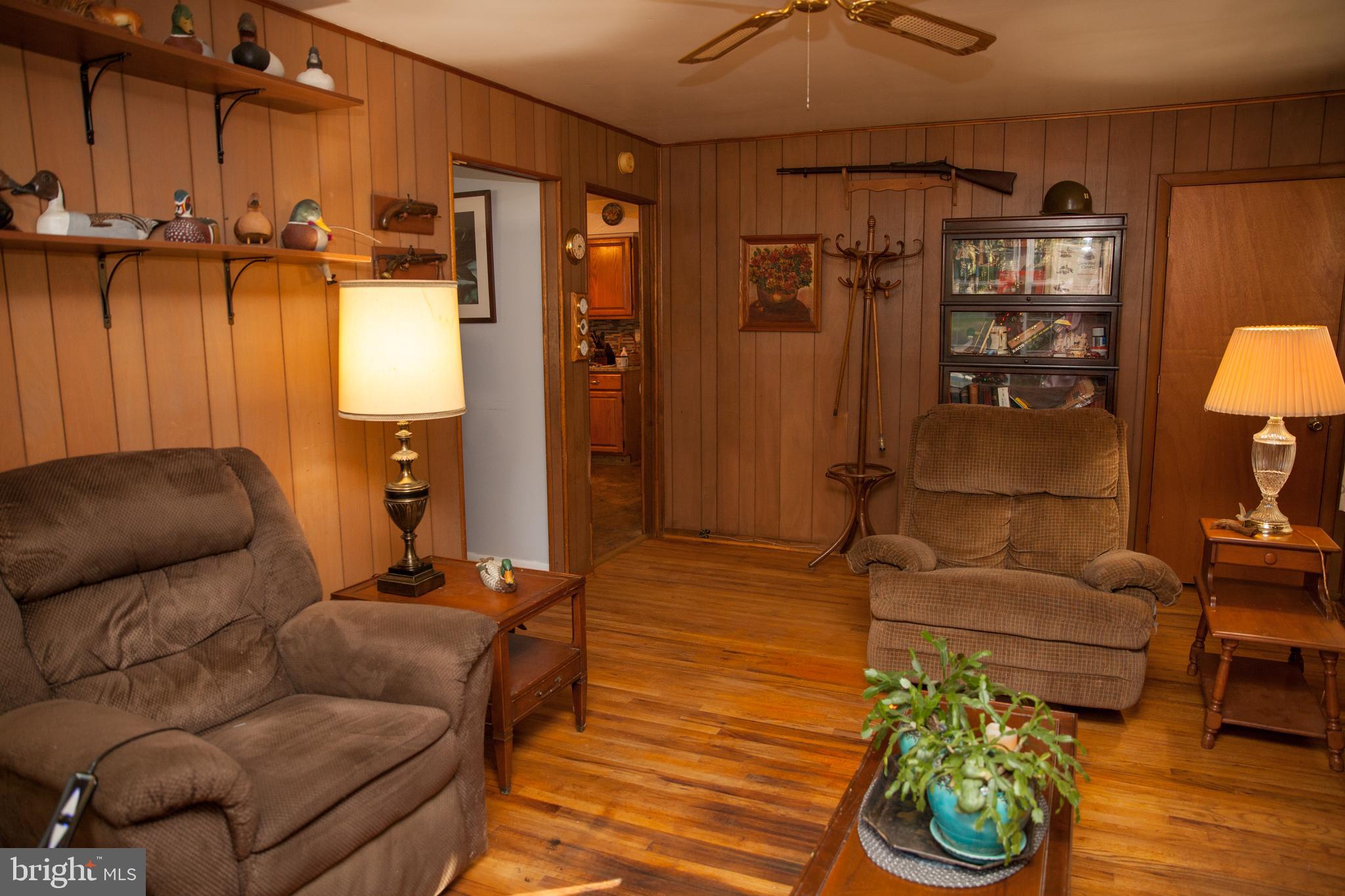 112 Ridge Road Elkton, MD 21921 - Photo 13 of 32 Family room