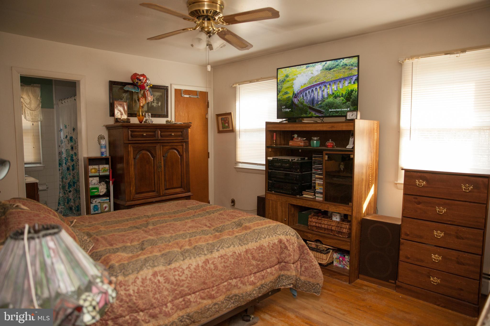 112 Ridge Road Elkton, MD 21921 - Photo 22 of 32 Primary bedroom with walk-in closet