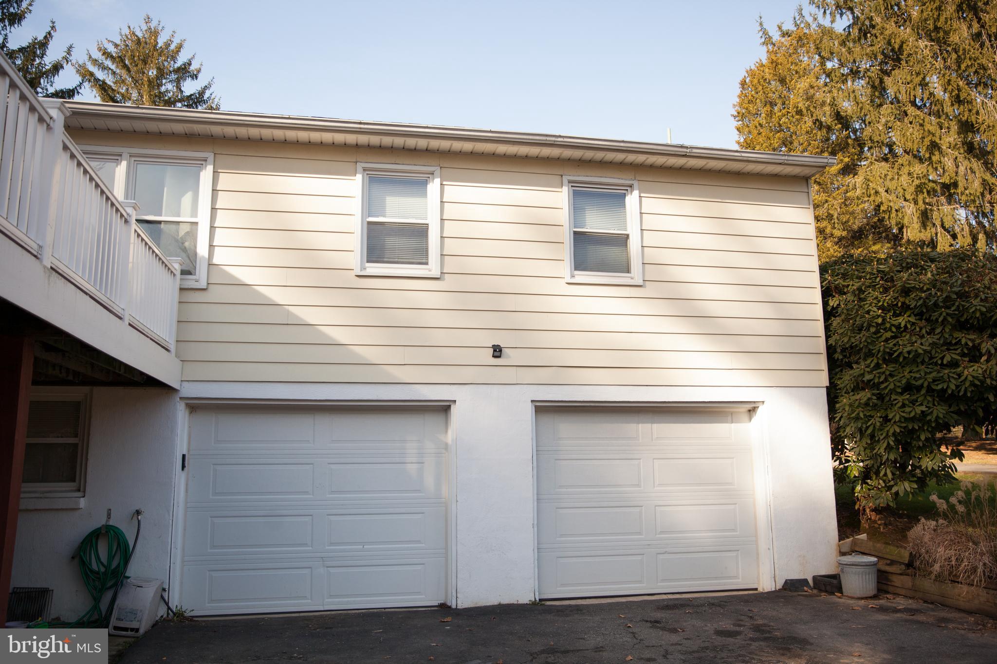 112 Ridge Road Elkton, MD 21921 - Photo 29 of 32 Nice 2 car garage around back of the home
