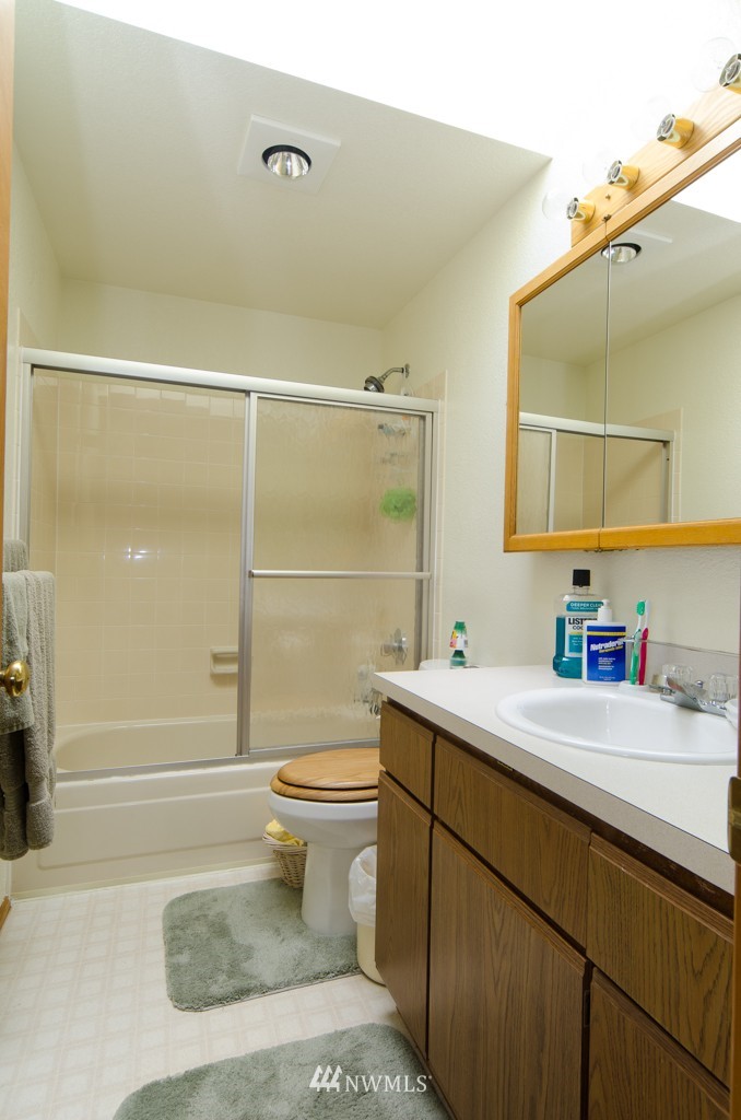 925 North 33rd Street Renton, WA 98056 - Photo 11 of 15