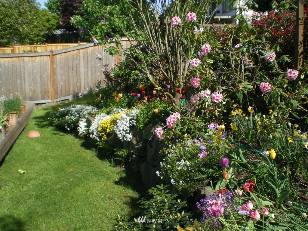 925 North 33rd Street Renton, WA 98056 - Photo 14 of 15