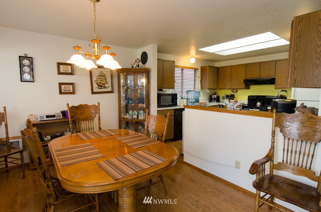 925 North 33rd Street Renton, WA 98056 - Photo 6 of 15