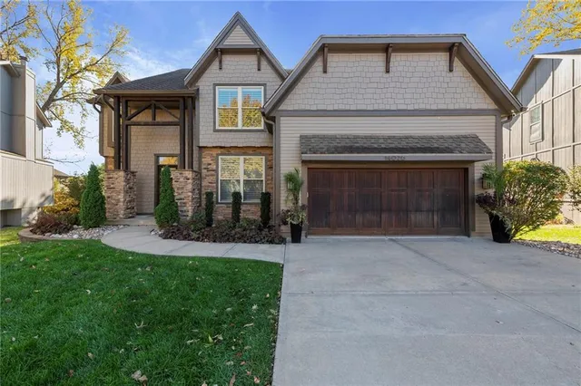 $635,000 | 14026 Ash Street, Overland Park, KS 66224