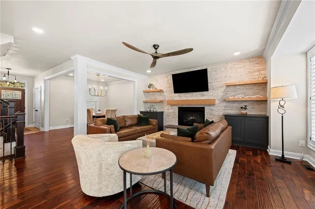 $635,000 | 14026 Ash Street, Overland Park, KS 66224