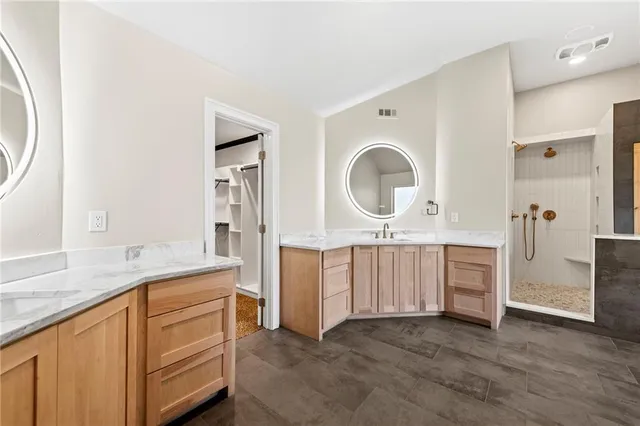 $635,000 | 14026 Ash Street, Overland Park, KS 66224