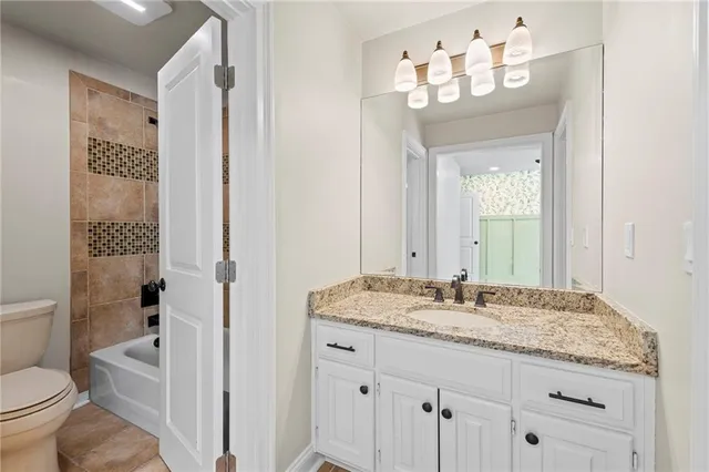 $635,000 | 14026 Ash Street, Overland Park, KS 66224