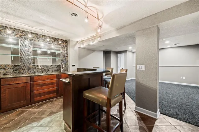 $635,000 | 14026 Ash Street, Overland Park, KS 66224