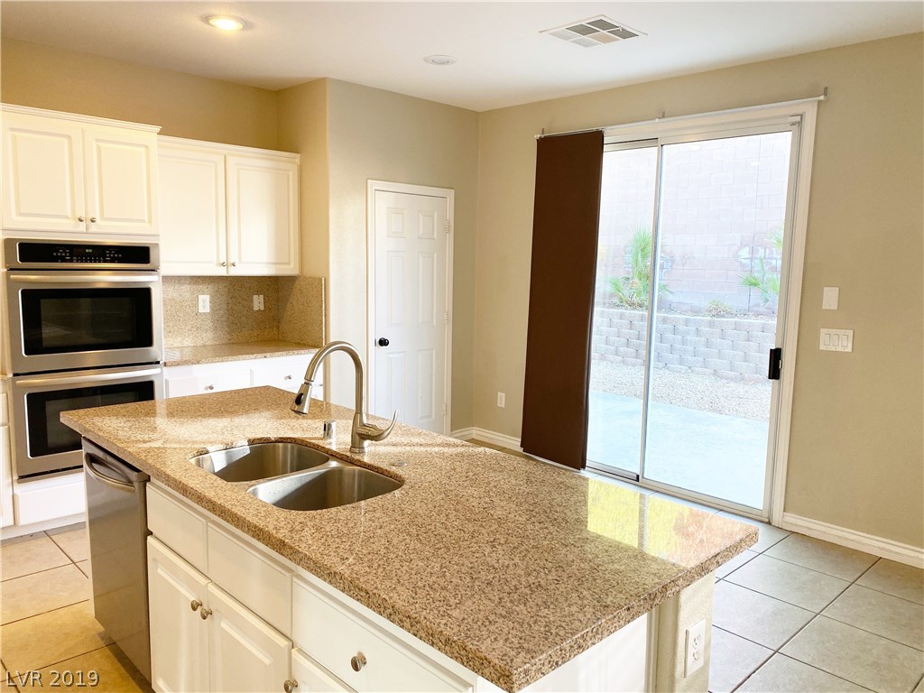 2304 Ridge Back Court North Las Vegas, NV 89031 - Photo 13 of 15
