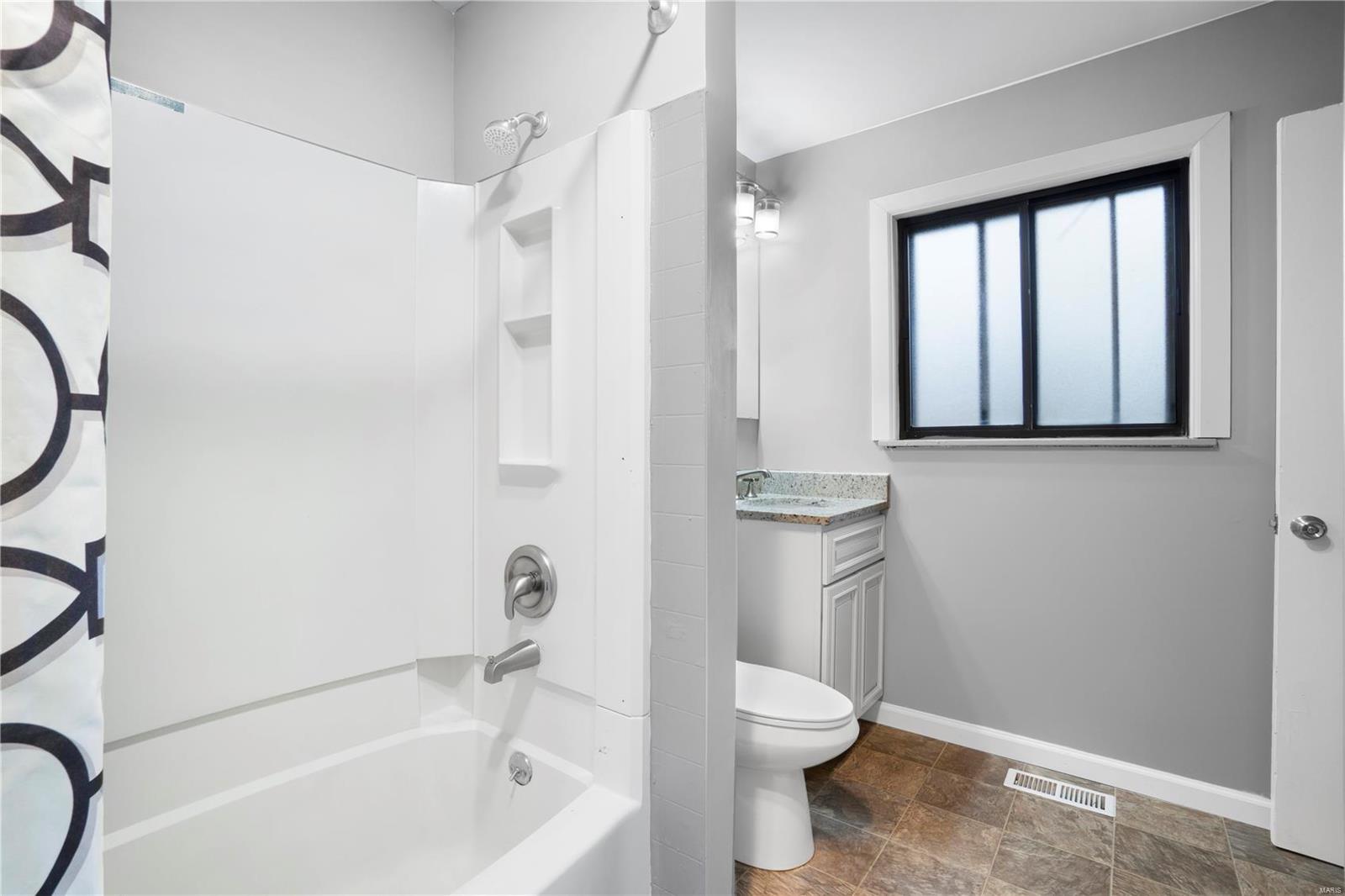 7416 Mexico Road St. Peters, MO 63376 - Photo 12 of 25 Gallery Image 12