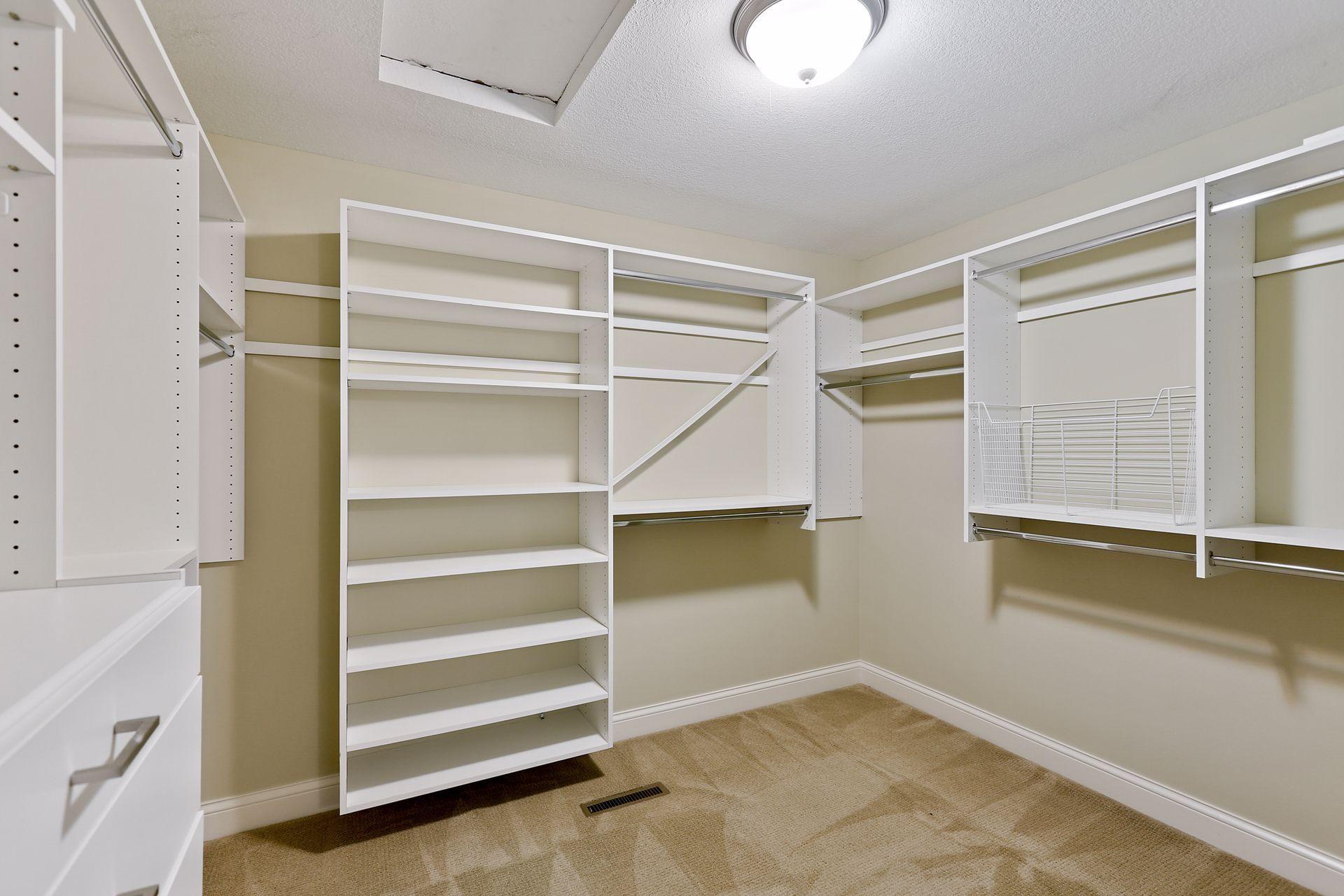 5530 Cumberland Road Minneapolis, MN 55410 - Photo 22 of 40 Gallery Image 22