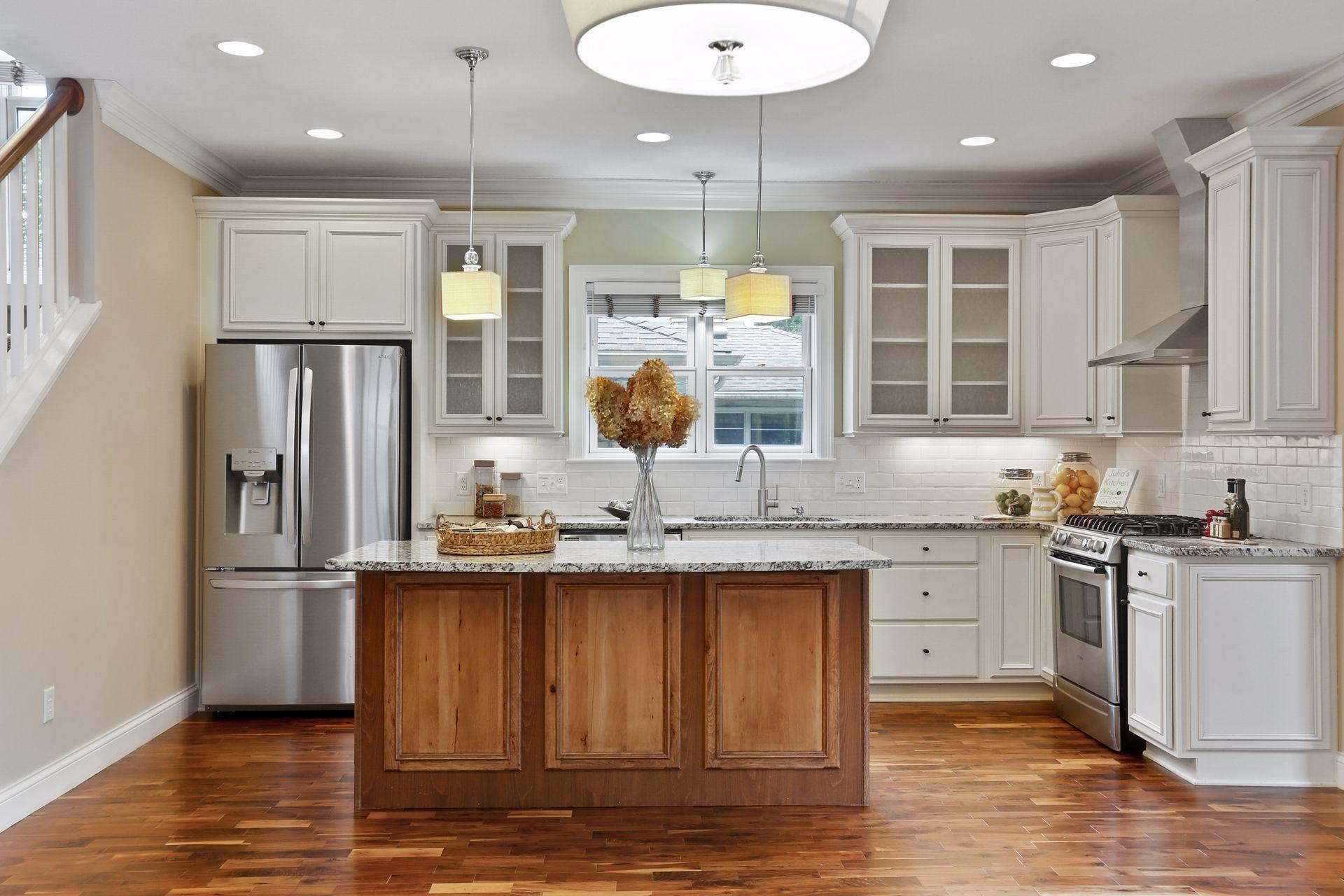 5530 Cumberland Road Minneapolis, MN 55410 - Photo 5 of 40 Gallery Image 5