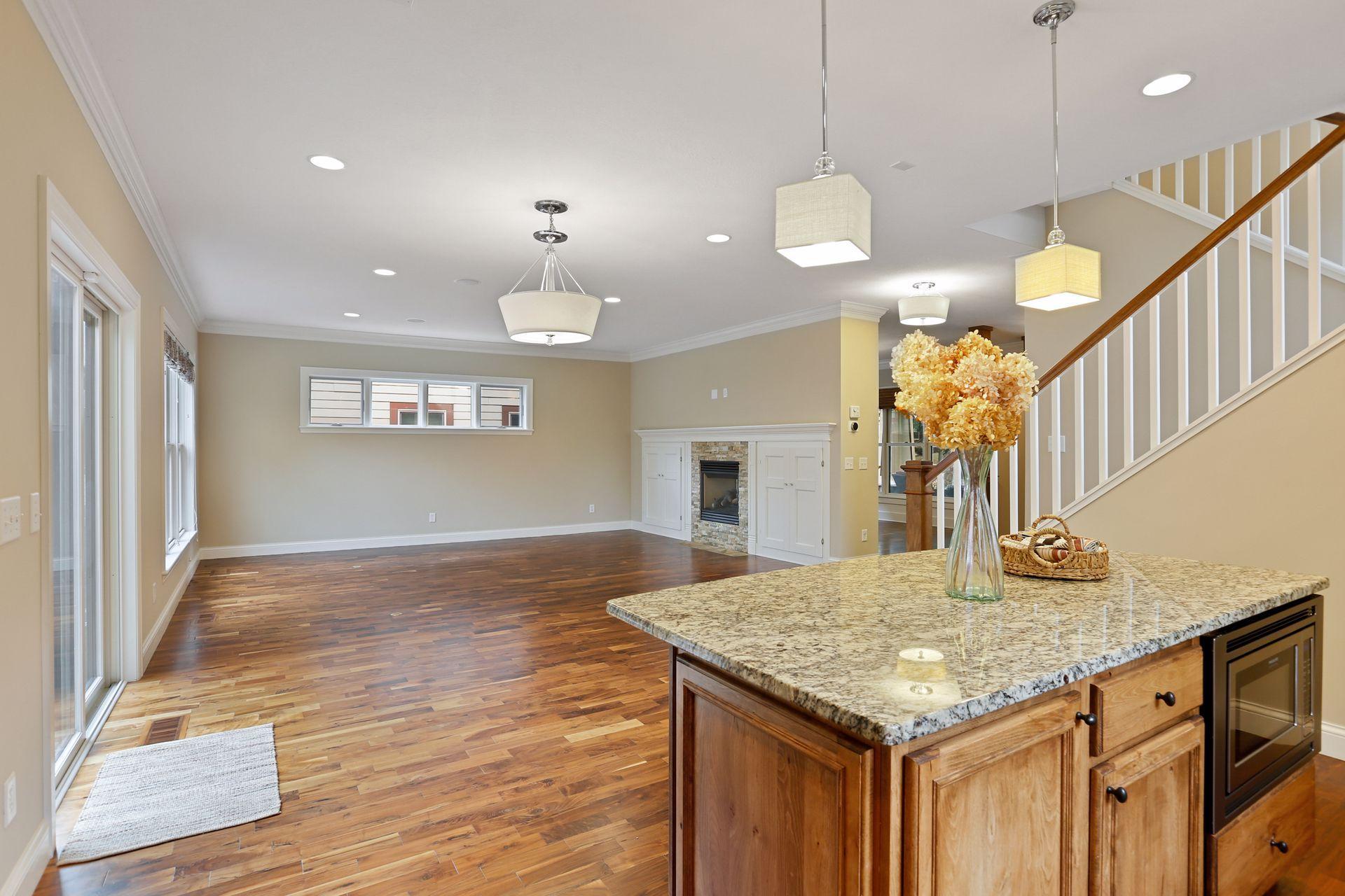 5530 Cumberland Road Minneapolis, MN 55410 - Photo 10 of 40 Gallery Image 10
