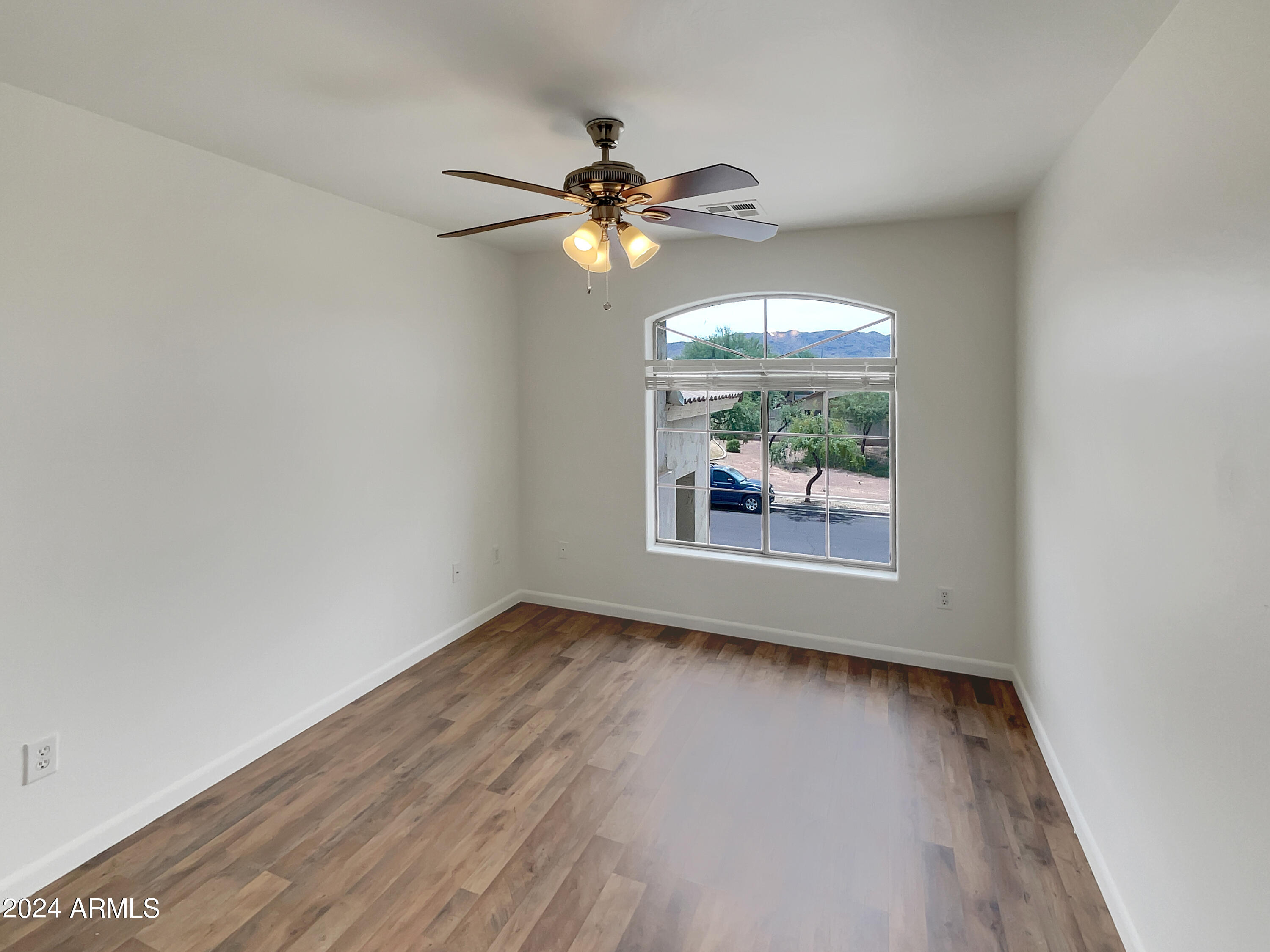 2534 West Carson Road Phoenix, AZ 85041 - Photo 29 of 31 listing_28