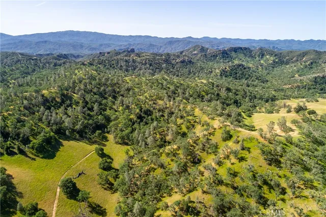 $2,190,000 | 3851 Las Pilitas Road, Santa Margarita, CA 93453