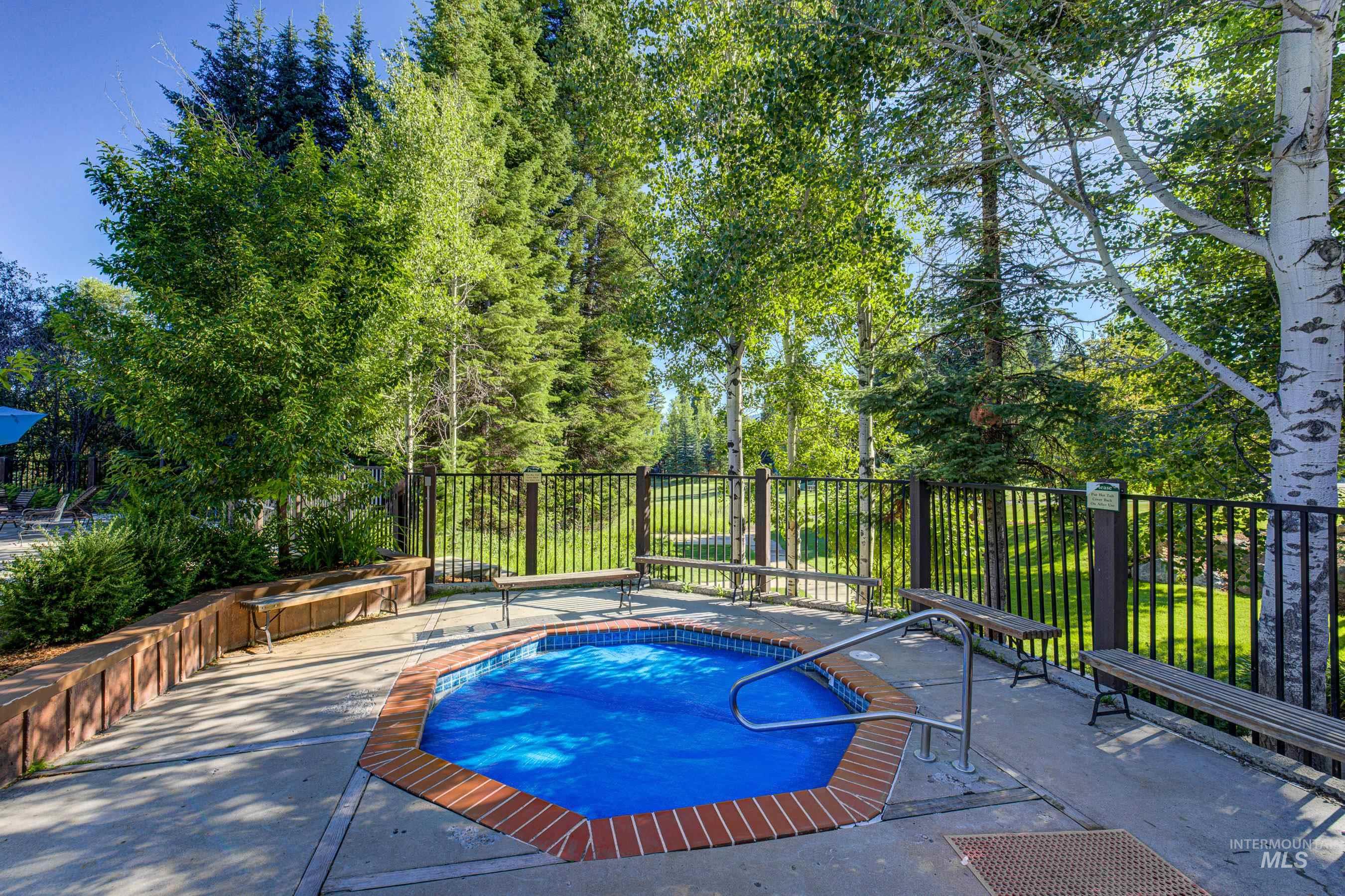 1003 Violet Way McCall, ID 83638 - Photo 41 of 45