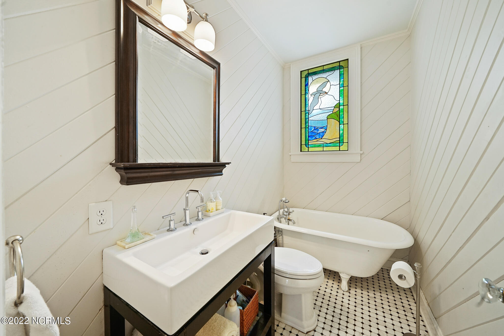 50 McCaskill Road West Pinehurst, NC 28374 - Photo 25 of 66 Main Level bathroom