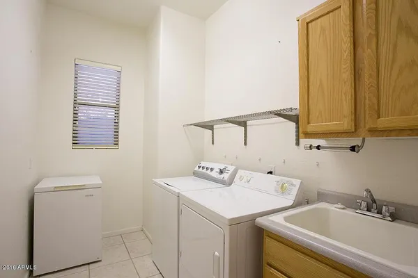 $3,850 | 5230 East Herrera Drive, Phoenix, AZ 85054