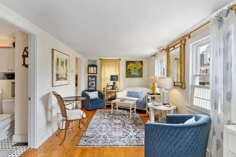 $2,300 | 34 High Street, Unit C, Rockport, MA 01966