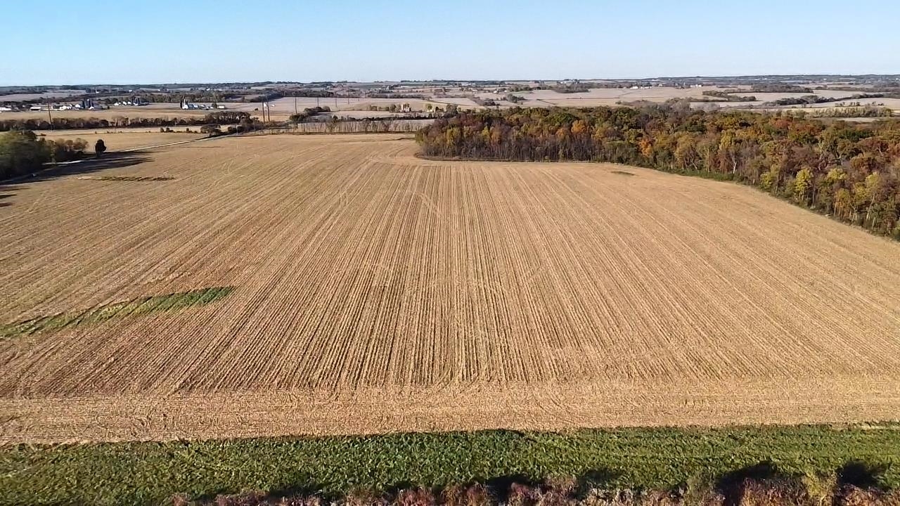 2326 South Murray Road Janesville, WI 53548 - Photo 11 of 29