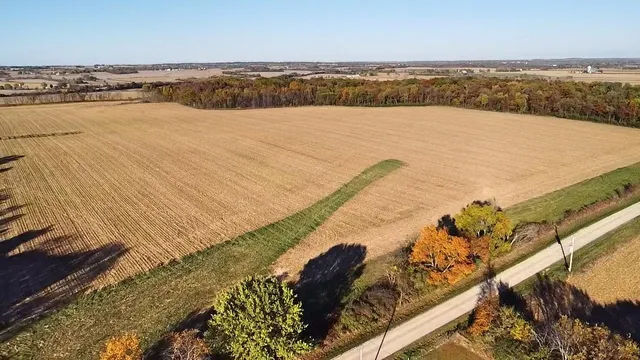 $2,600,000 | 2326 South Murray Road, Janesville, WI 53548