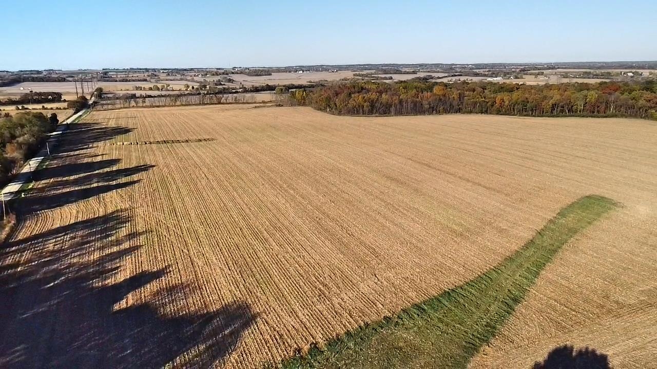 2326 South Murray Road Janesville, WI 53548 - Photo 9 of 29