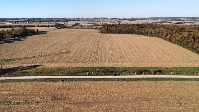 $2,600,000 | 2326 South Murray Road, Janesville, WI 53548