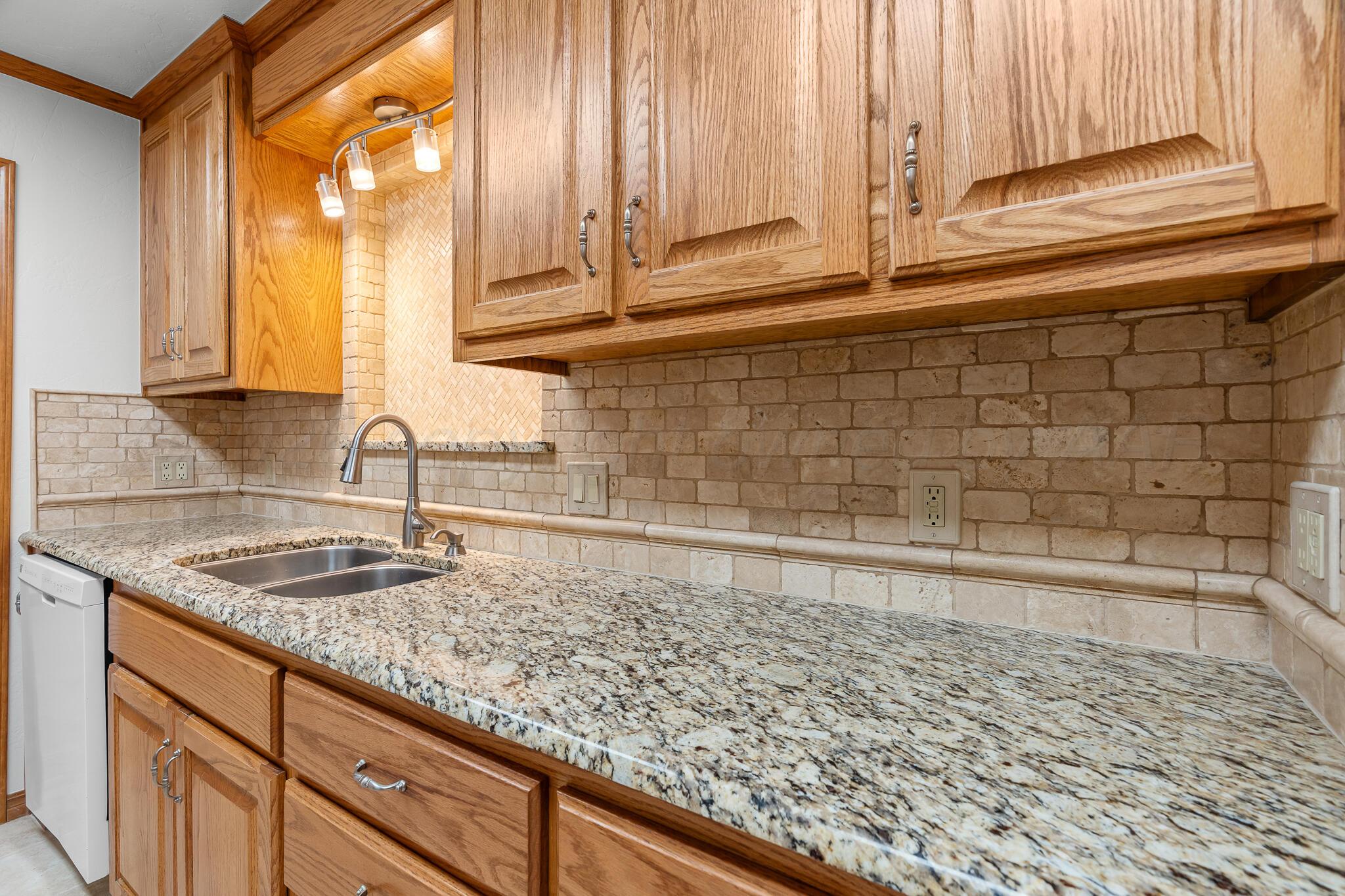 5019 Tulip Avenue Amarillo, TX 79110 - Photo 13 of 35 5019 Tulip