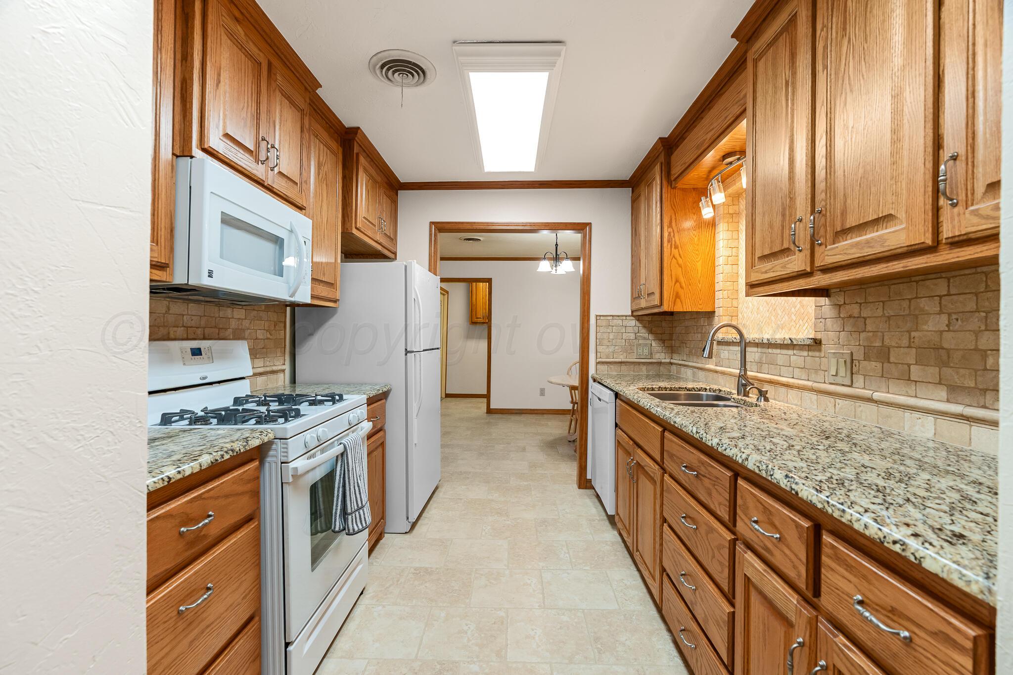 5019 Tulip Avenue Amarillo, TX 79110 - Photo 14 of 35 5019 Tulip