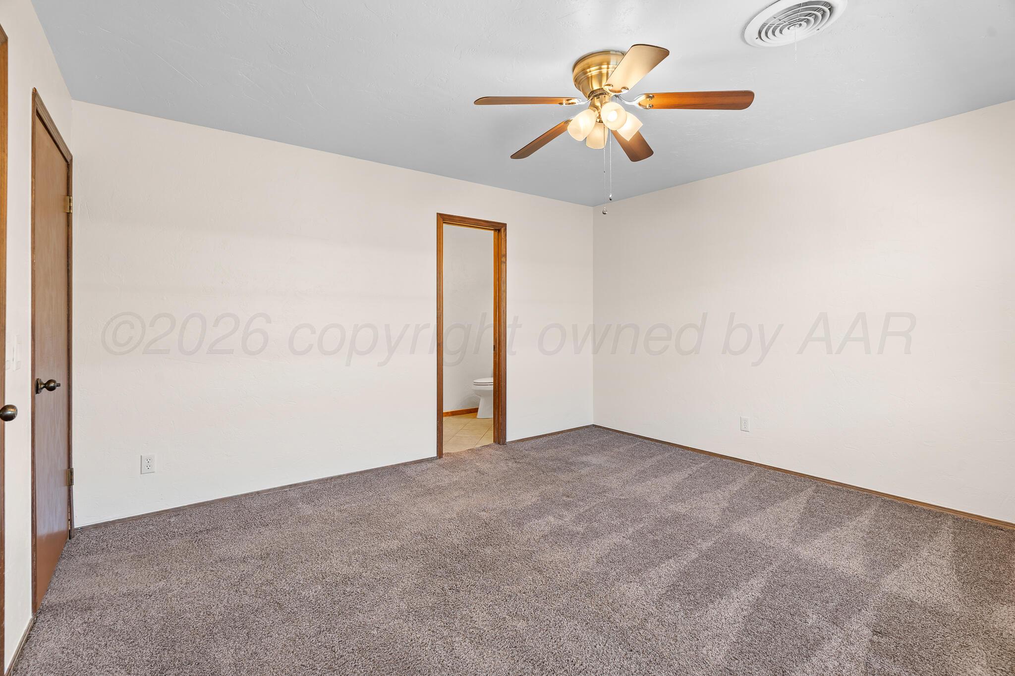 5019 Tulip Avenue Amarillo, TX 79110 - Photo 21 of 35 Primary Bedroom