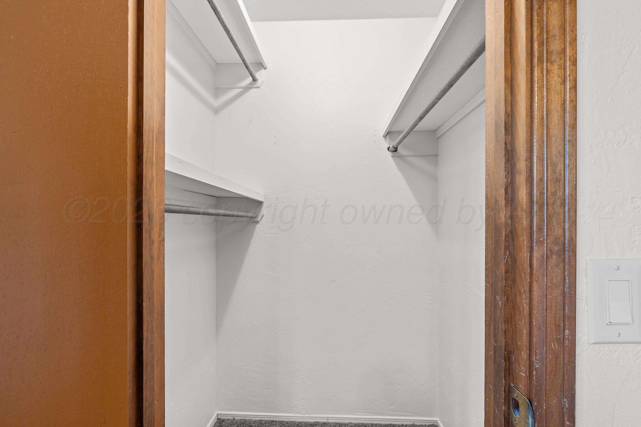 5019 Tulip Avenue Amarillo, TX 79110 - Photo 26 of 35 Walk-in Closet