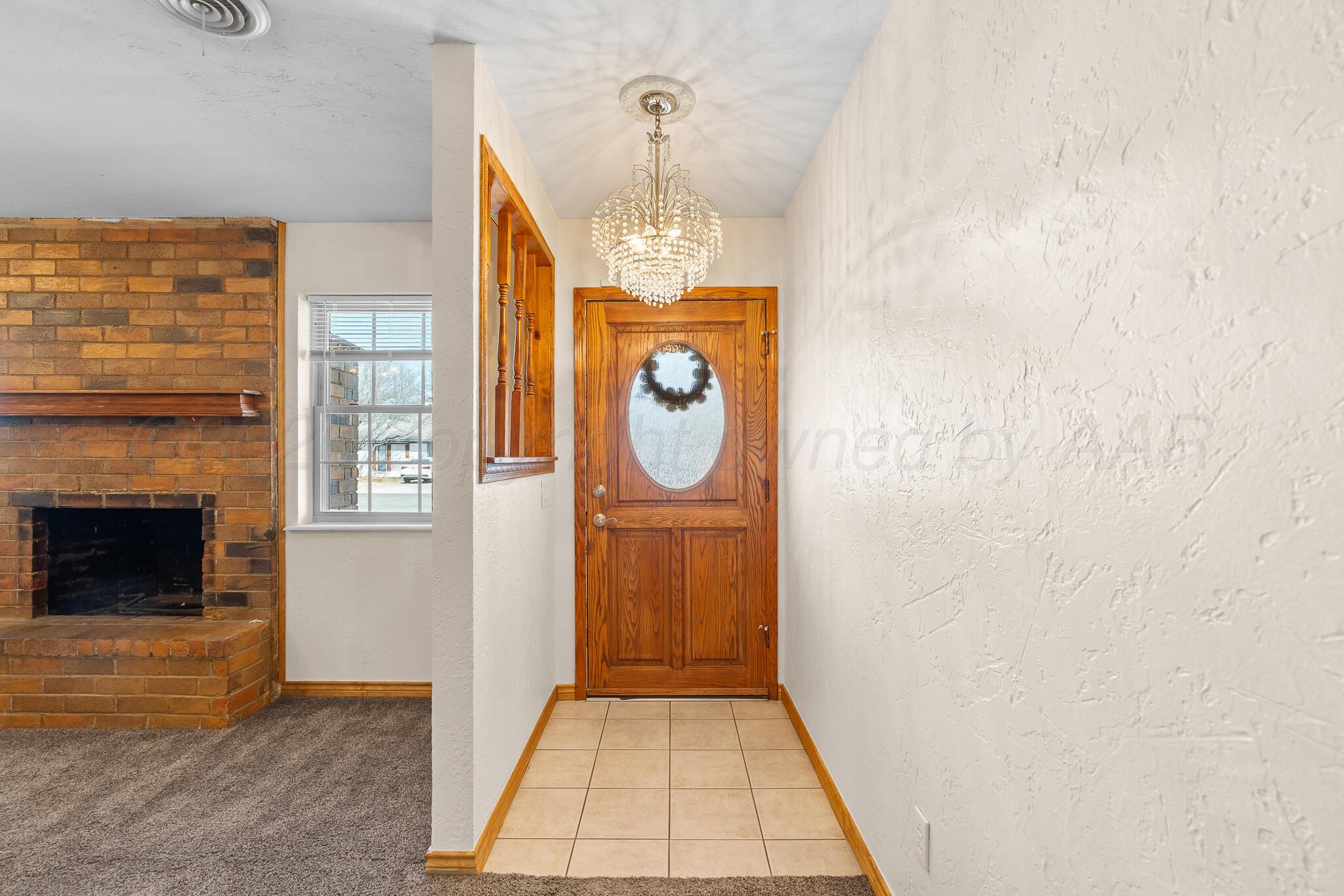 5019 Tulip Avenue Amarillo, TX 79110 - Photo 7 of 35 Front Entrance