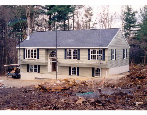 9 Brown Road Oxford, MA 01540 - Photo 1 of 1 Gallery Image 1